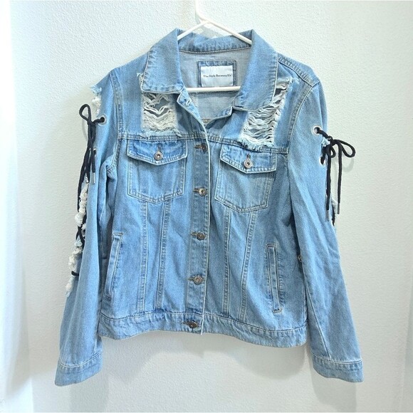 The style between us jean jacket ripped, laced, distressed size  large - Picture 1 of 5